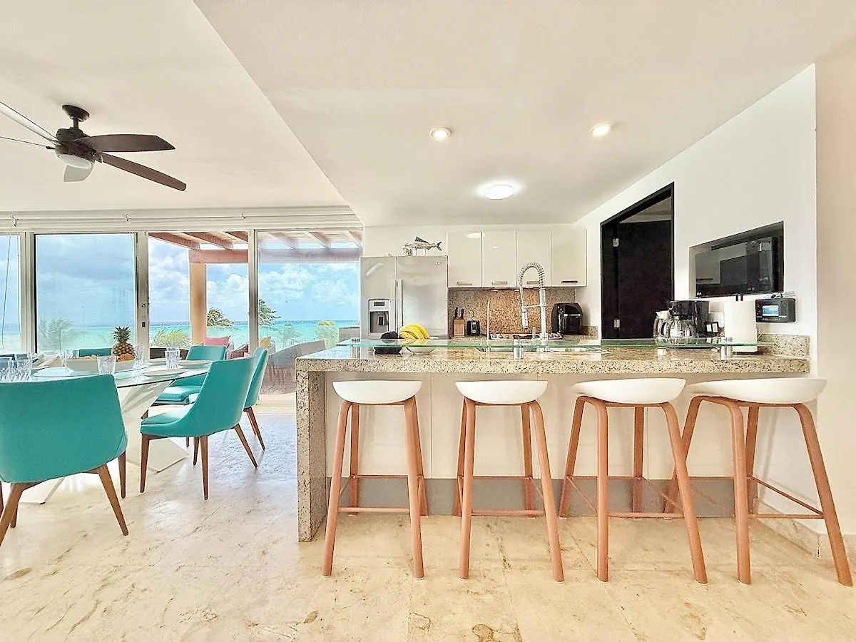 Private Beach Club-Penthouse For Large Groups プレヤデルカーメン アパート